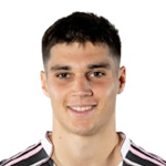 華斯積艾錫（Vasilije Adžić）