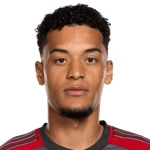 沙雲尼亞（Brandon Servania）