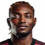 奧拉端捷（Victor Olatunji）